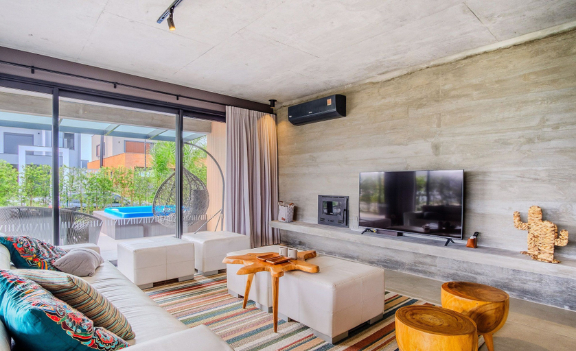 Others 2, Modern House With Pool Next to Surfland Roi00, Garopaba