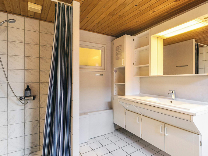 Bathroom 3, 8 Person Holiday Home in Svendborg, Svendborg