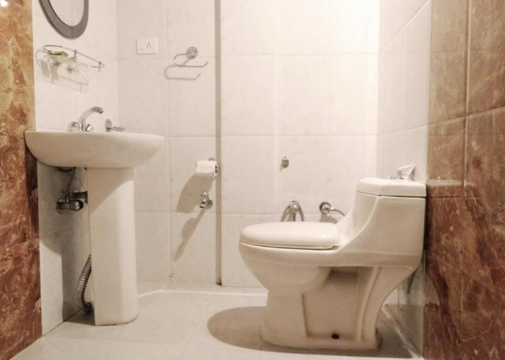 Bathroom 3, Grey Stone Hotel kalimpong, Darjiling