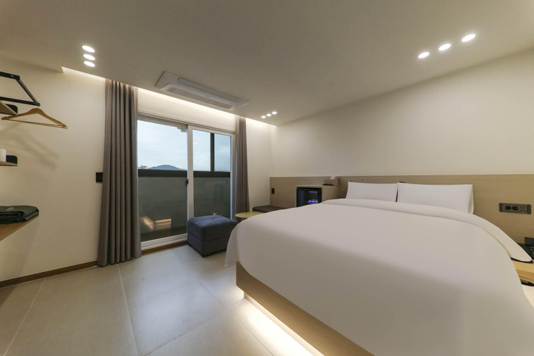 Bedroom 4, Incheon (Eulwang-ri) The Holy Land Hotel, Jung