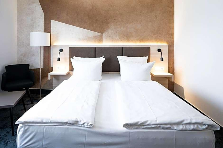Bedroom 4, Taste Smart Hotel Lampertheim, Bergstraße