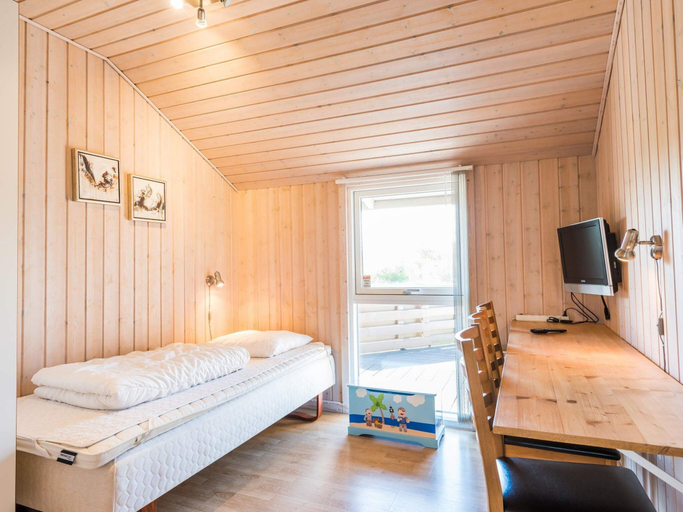 Bedroom 2, 5 Star Holiday Home in Tarm, Ringkøbing-Skjern