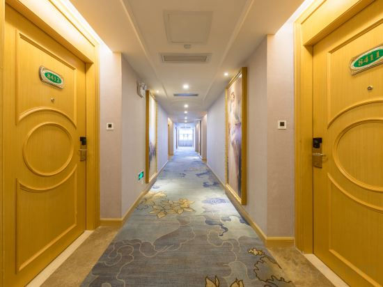 Others 2, Vienna Hotel (Xingning Downtown Square), Meizhou