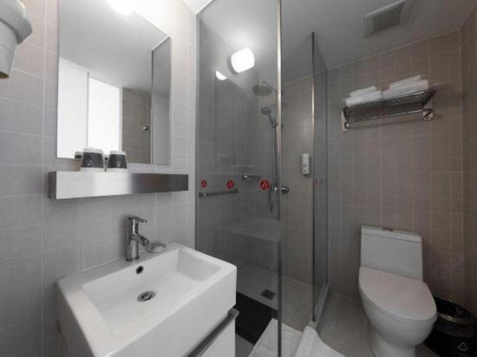 Bathroom, Jinjiang Inn Select Beijing Wukesong, Beijing