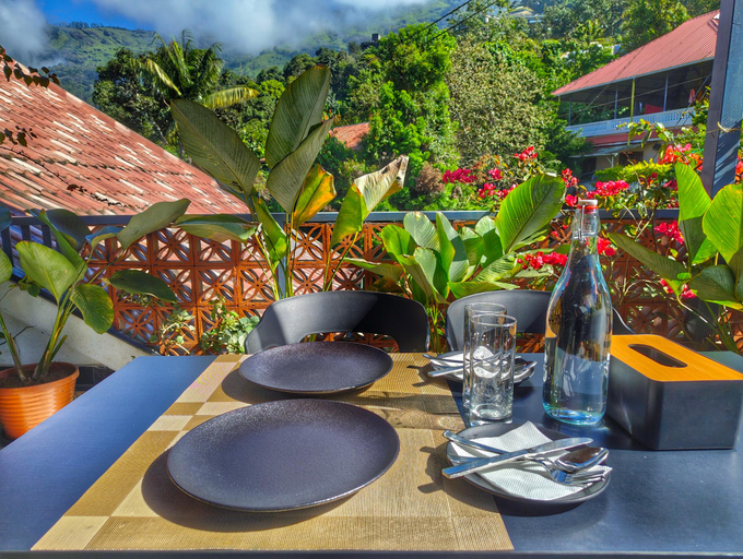 Food & Drinks 5, Bougainvillea Homestay Munnar, Idukki