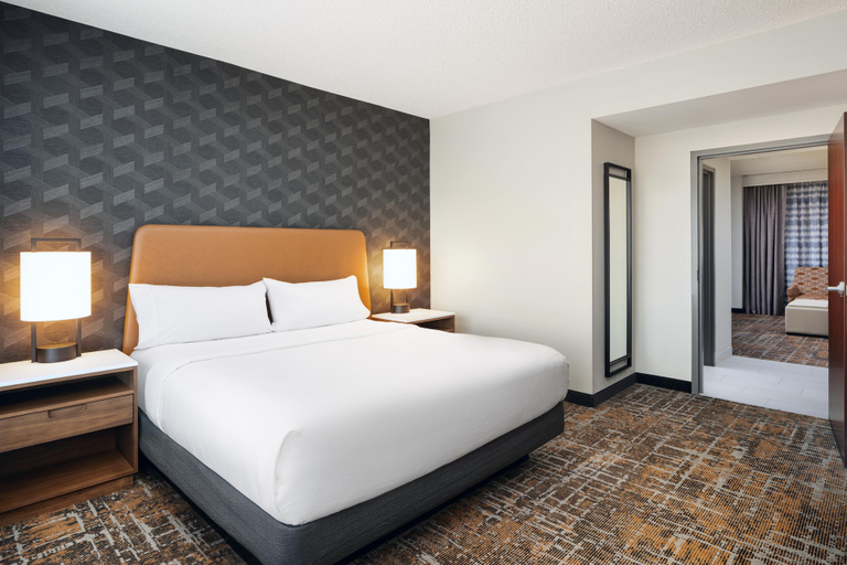 Bedroom 5, Embassy Suites by Hilton Huntsville, Madison