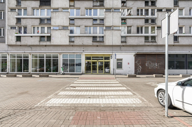Others 2, Warsaw Flat on Pereca, Warsaw