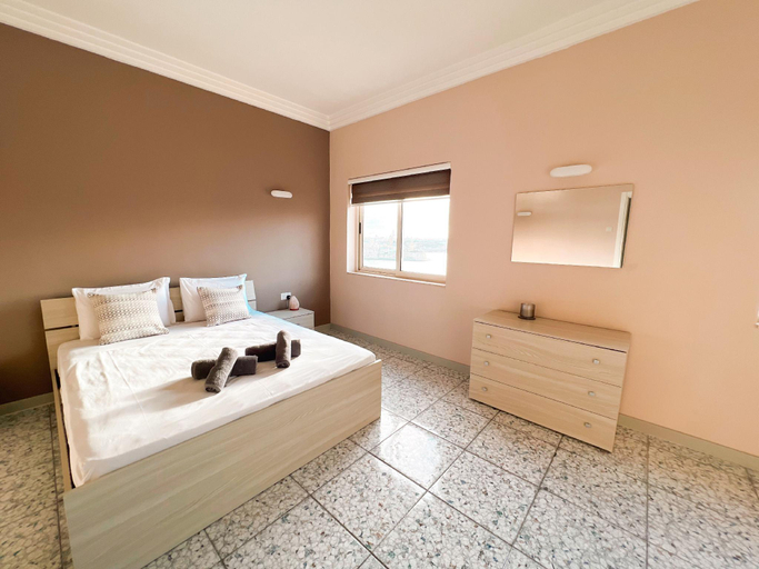 Others 3, Harbour View Spacious 2BR Apartment