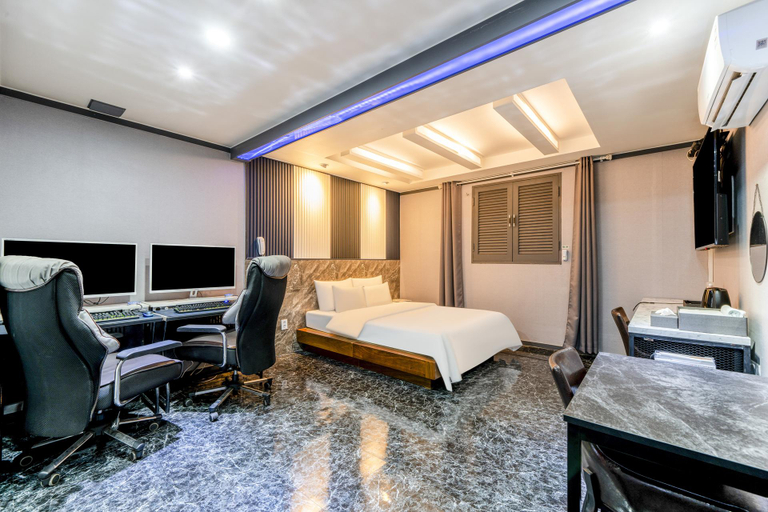 Bedroom 3, Incheon Sinpo Donkey Hotel, Jung