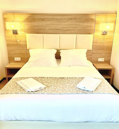 Bedroom 5, Les Pavillons du Golfe, Corse-du-Sud
