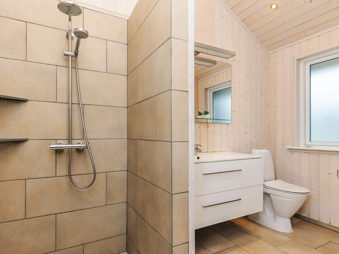 Others 5, 5 Star Holiday Home in Hojslev, Skive