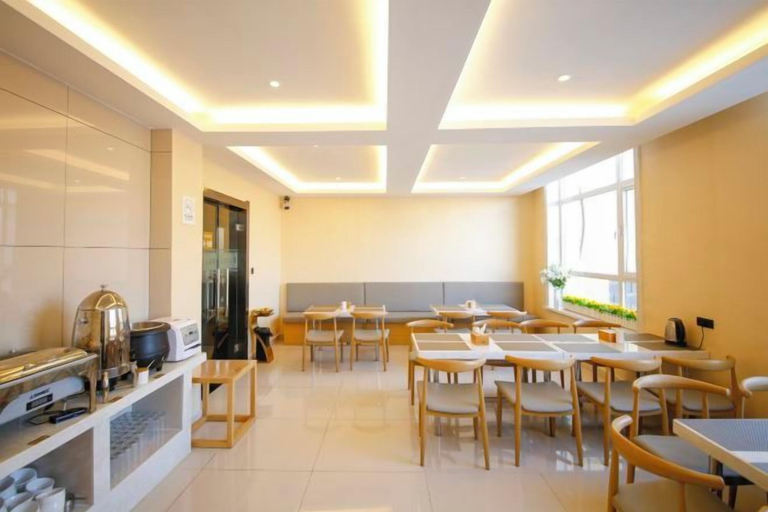 Food & Drinks, Hanxing Hotel (Jiaohe Station), Jilin