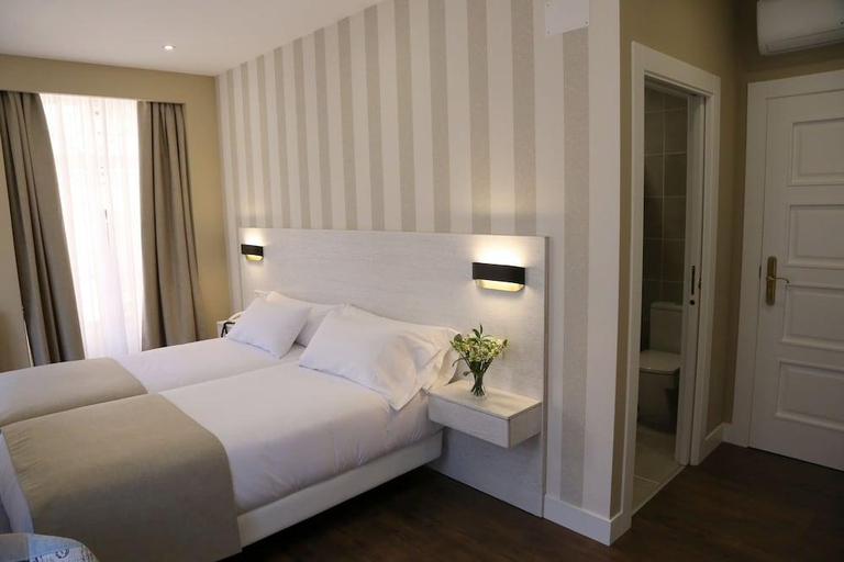 Bedroom 3, VIA XIX, Pontevedra