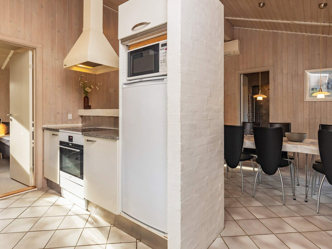 Others 5, 4 Star Holiday Home in Humble, Langeland