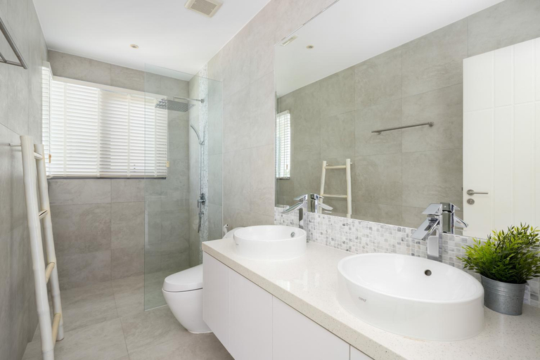 Bathroom 4, Samui Bayside Luxury Villas, Ko Samui