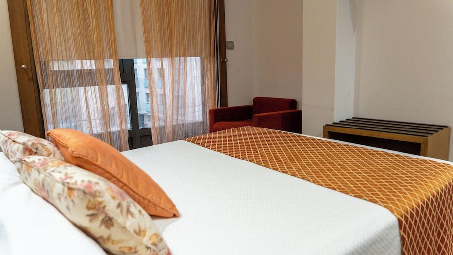 Bedroom 4, Hotel Tío Manolo de Noia, A Coruña