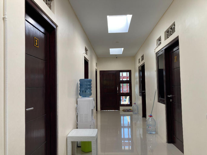 Public Area, Griya Putih Banguntapan RedPartner, Bantul