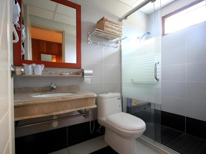 Bathroom 5, Summer Bay Resort Lang Tengah Island, Kuala Terengganu