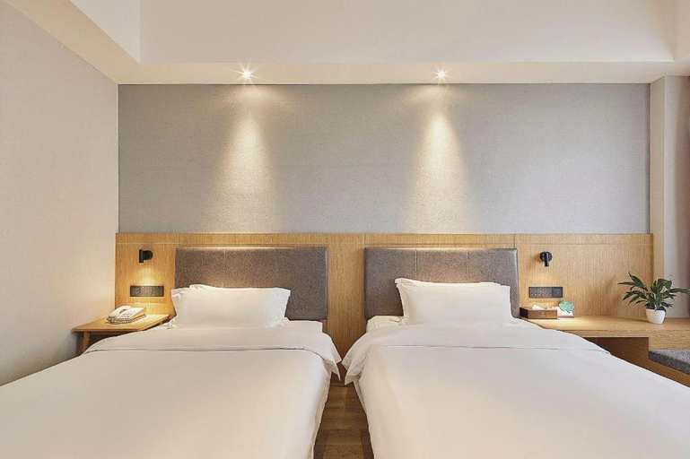 Bedroom 3, Insail Hotels Guangzhou Huangpu Dashadi Metro Station, Guangzhou