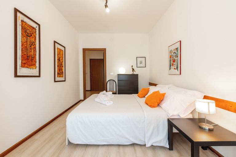Others 3, Da Tiffany - in Centro con Garage box e Ascensore, Gorizia