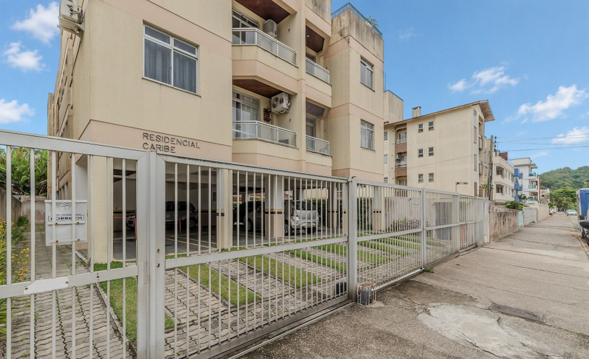 Others 3, Apartment w/ Barbecue 450m From the Beach Rci0201, Florianopolis