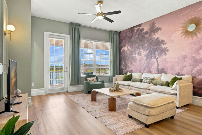 Others 1, Designer Luxury 3br, Stunning Lake View, Vista Cay, Orange
