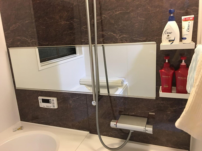 Bathroom, Mitsuba House, Annaka