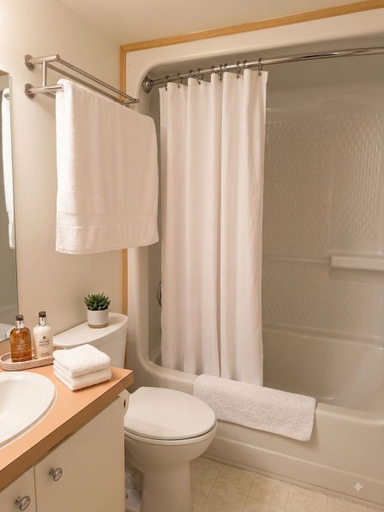 Others 2, 1 BR Plus Loft: Silver Creek 2507, Pocahontas