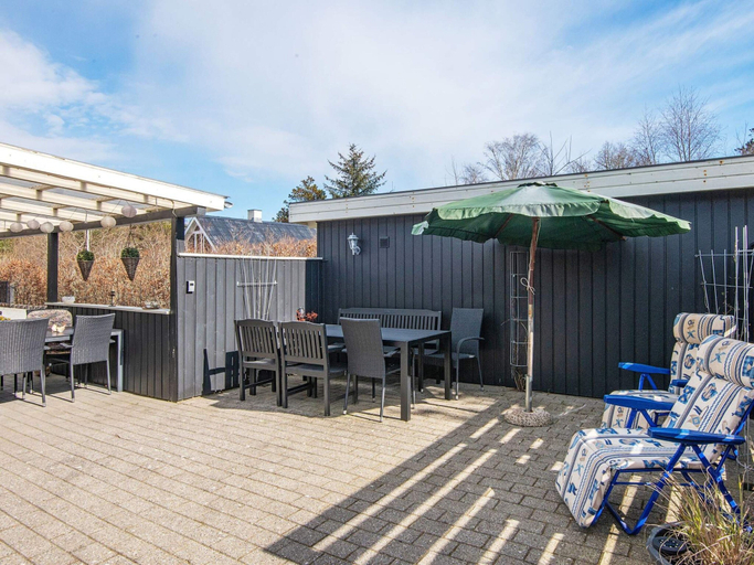 Others 4, 8 Person Holiday Home in Logstor, Vesthimmerland