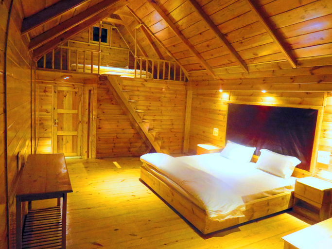 Bedroom, Durgesh Hillock Resort, Almora