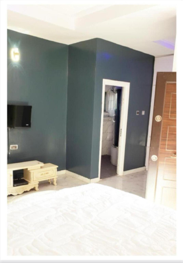 Others 2, Immaculate 3-bed House in Owerri With Garden, Owerri North