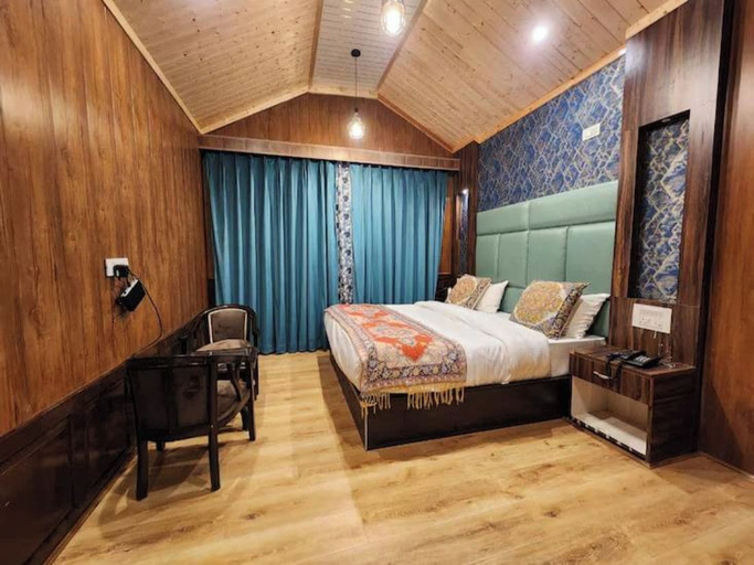 Others 5, Hayat Residency pahalgam, Anantnag