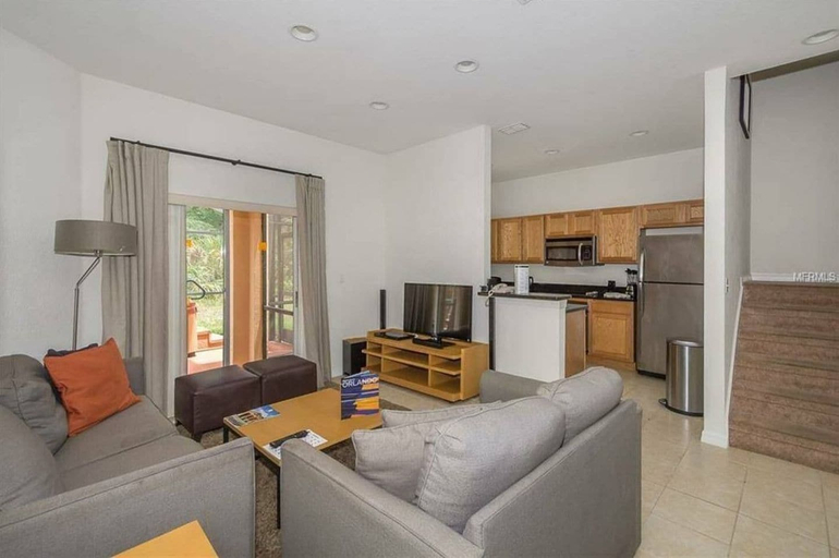 Others 1, 3BR Townhome at Regal Oaks Near Disney, Osceola