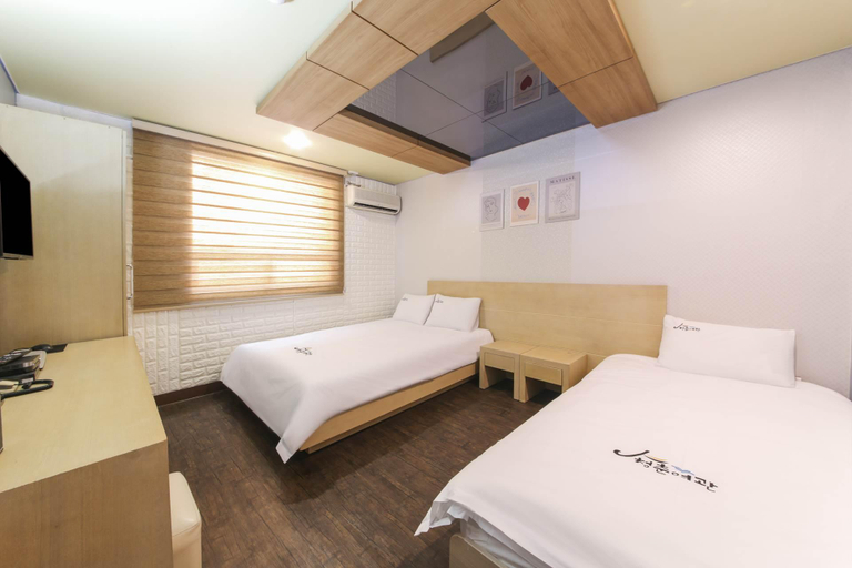 Bedroom 4, Gyeongju Youth Inn, Gyeongju