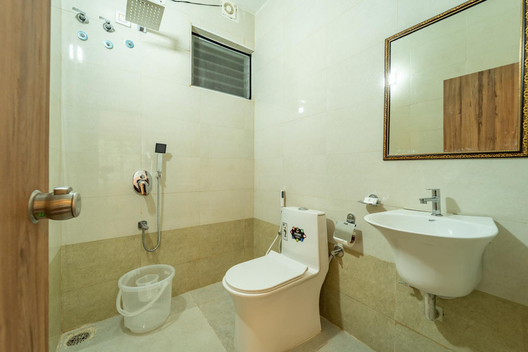 Bathroom 2, THE SUITES, Bangalore