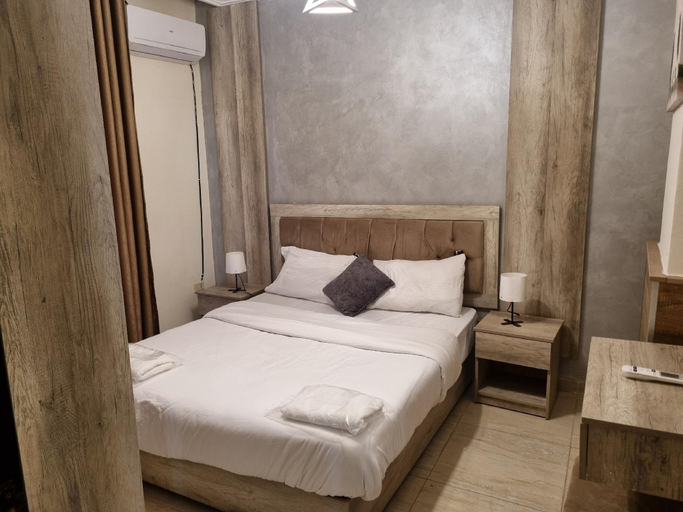 Others 5, Charming Amman Apartment with Central AC and WiFi, Amman