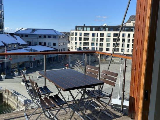 Others 3, Nordis Apartments, Vågan
