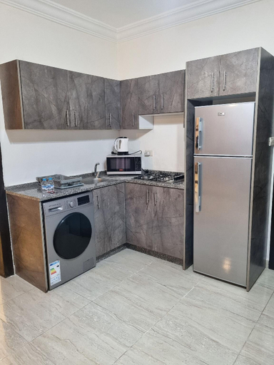 Others 1, Charming Amman Apartment with Central AC and WiFi, Amman