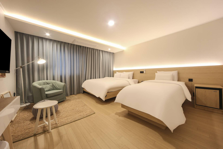 Bedroom, Jungseong Hotel Munhyeondong Busan, Nam