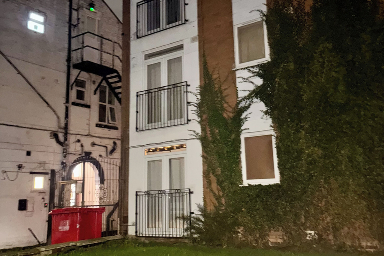 Others 4, Apartment Sleeps 5 With Wifi, Wolverhampton