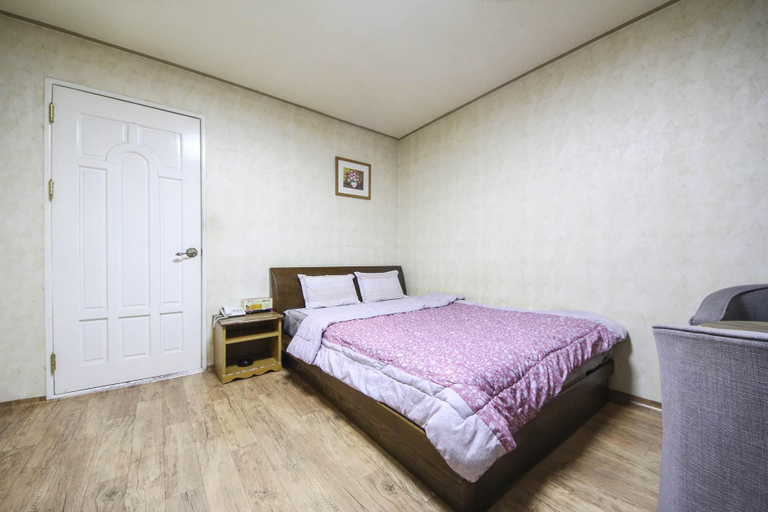 Bedroom 3, Sokcho Arirang Motel, Sokcho