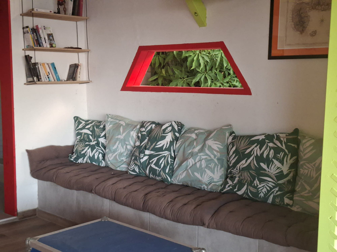 Others 5, OASIS GRANDE ANSE, Deshaies
