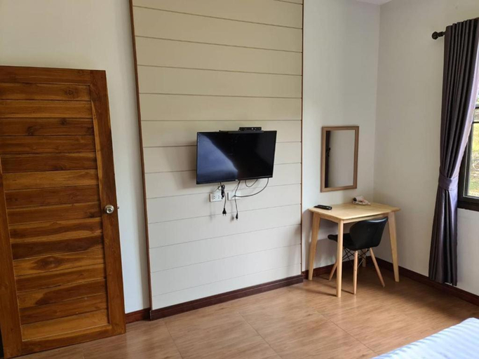 Bedroom 2, Nantrakiri, Pua