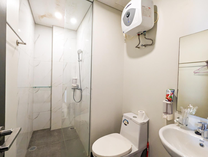 Bathroom 4, Batam Island Apartments, Batam