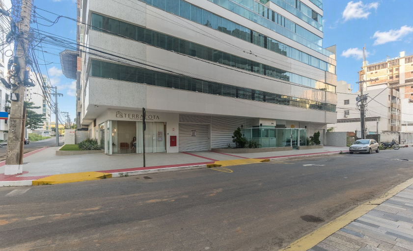 Others, Apt in Condo With Easy Access to the sea Are1502, Guarapari