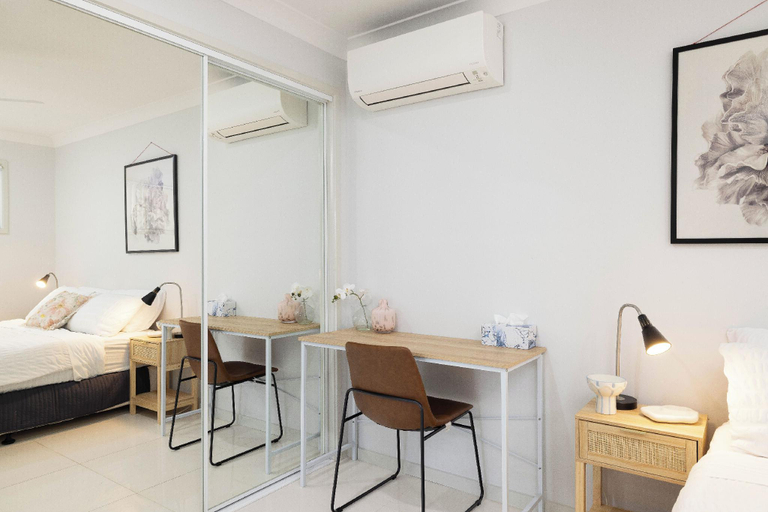 Bedroom 3, Smart Suites Self Check-in Apartments - 16 Freney, Rocklea