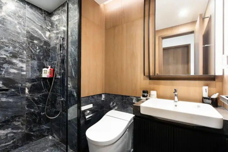 Bathroom 5, Lumiere Premiere Riverside Condo in D2, Ho Chi Minh City