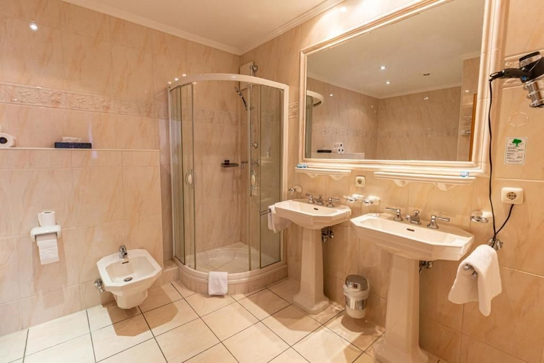 Bathroom 5, Hotel DH VEC, Vechta