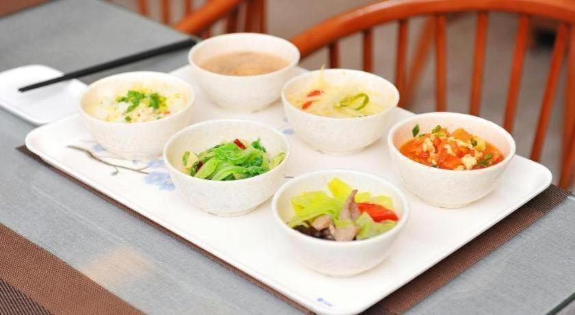 Food & Drinks 5, Lavande Hotels Jingshan Bus Station, Jingmen