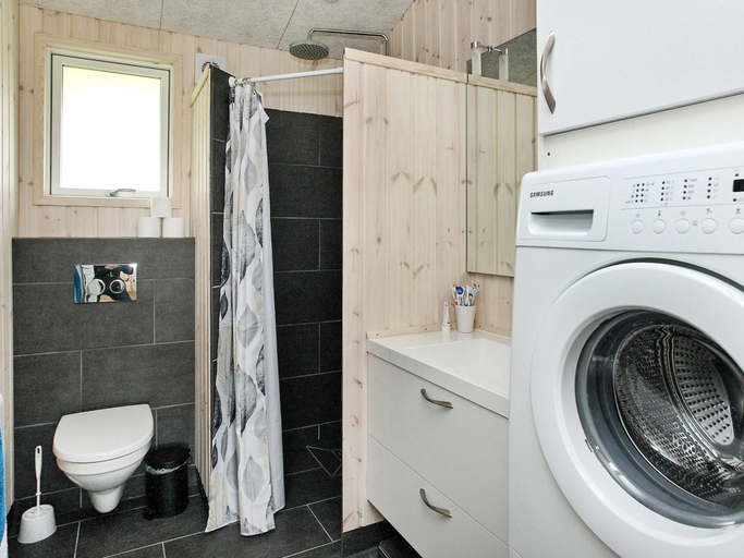 Bathroom 3, Spacious Holiday Home in Højslev near Sea, Skive